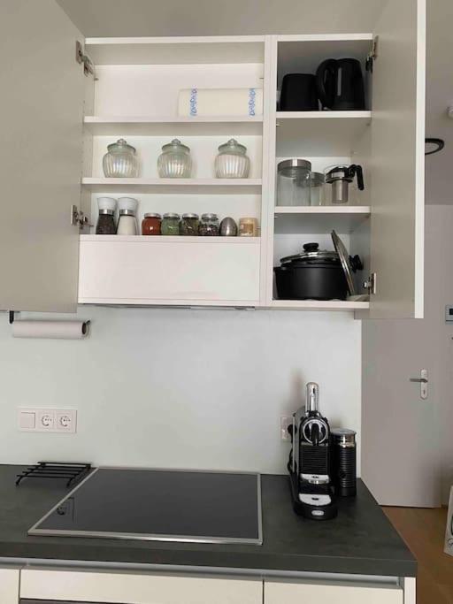 Modern Apartment Near Stadtpark Bécs Kültér fotó